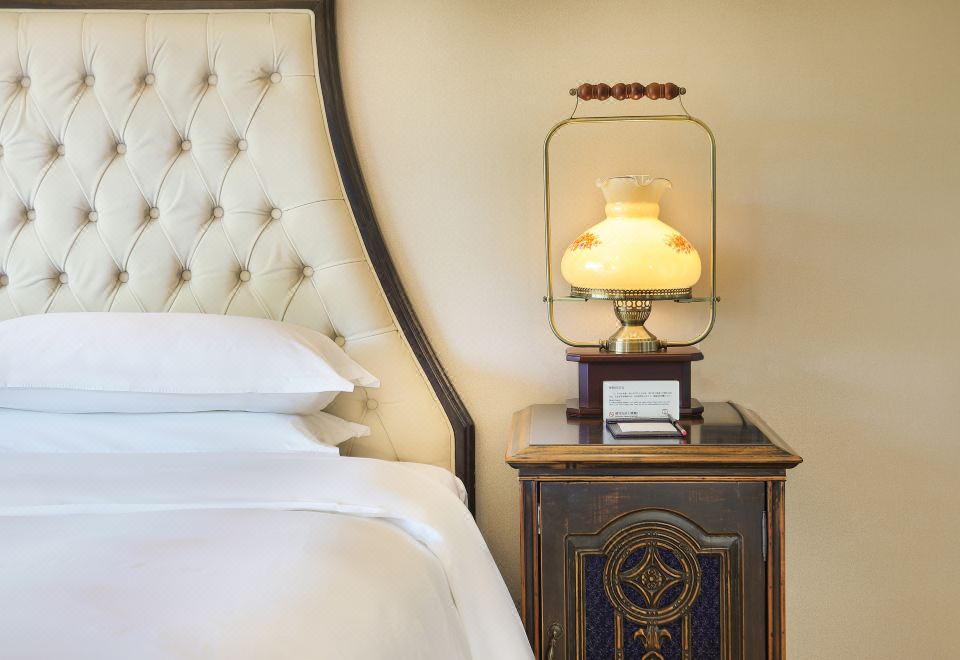 旧梦重温·尊享湖景行政套房（零压床垫+汗蒸房+超大浴缸）