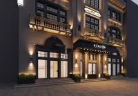 Fengtian Youth Officer Club (Shenyang Zhongjie Palace Museum Branch) Hotels in 