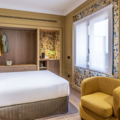 基本大道 巴塞隆拿埃爾阿維尼達宮酒店優惠