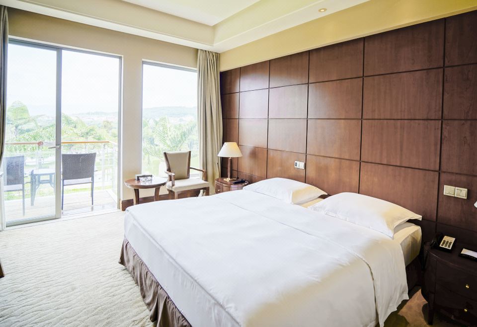 Huquan Resorts & SpaStandard Double Room (Building C)