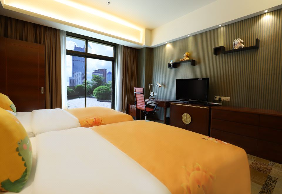 亲子特色阳光花园双床房