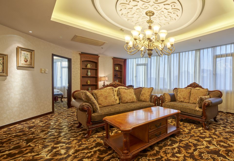 Howard Johnson Paragon Hotel BeijingClassic Suite