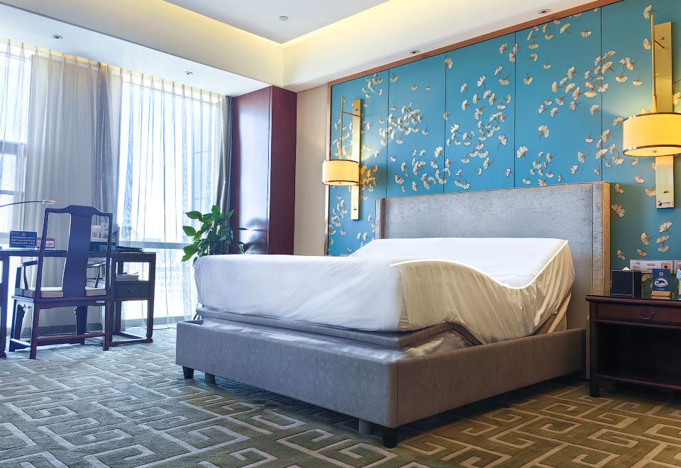 數字睡眠大床房（可升降、一鍵入眠、實時數據）