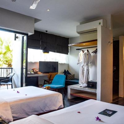 高級雙床房帶陽台 暹粒山丘酒店優惠