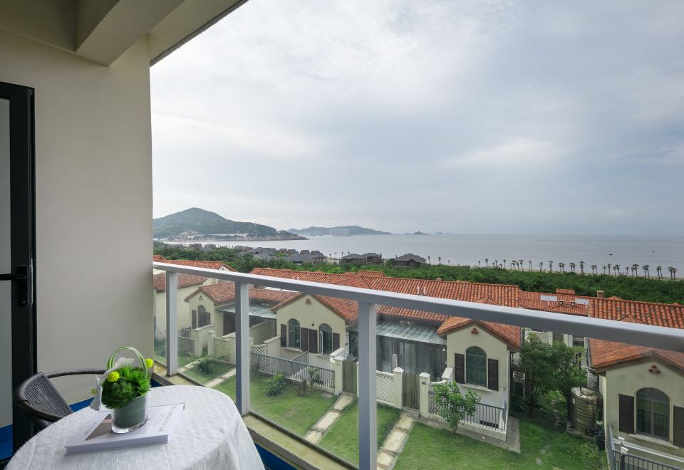 高级侧海景·双大床房-绝美海景阳台