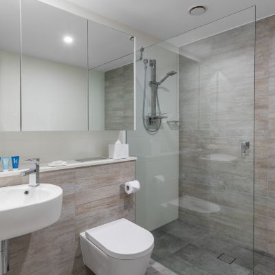 Two Bedroom Balcony Ocean Suite Meriton Suites Southport Promo Code