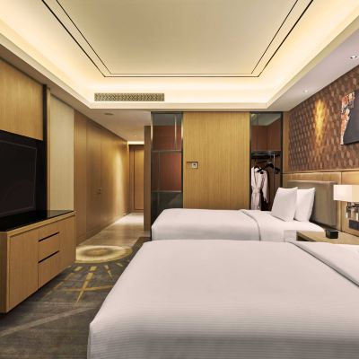 特大床或兩張雙人床房 馬尼拉希爾頓酒店（多用途酒店）優惠