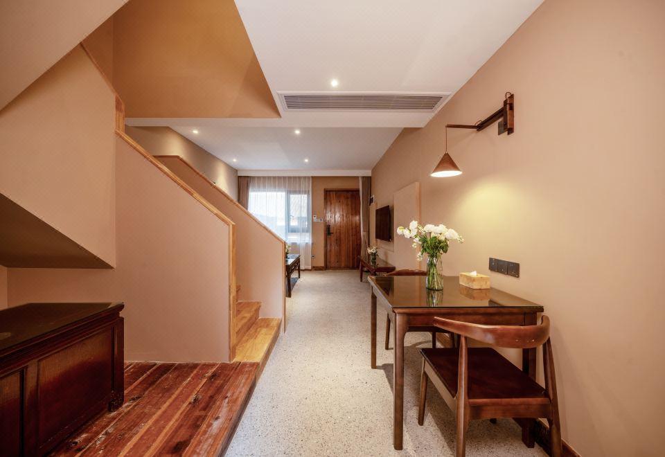 Leisure Loft Villa Suite - Courtyard-View, Mountain-View (Sofa)
