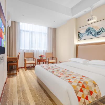 暢享影音大床房（高清世幕） 雲之行大酒店（昆明機場店）優惠