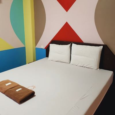 Deluxe Double Room OYO 762 Chompoo Promo Code