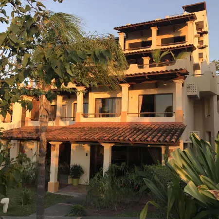 Coco Sunset Hills 52