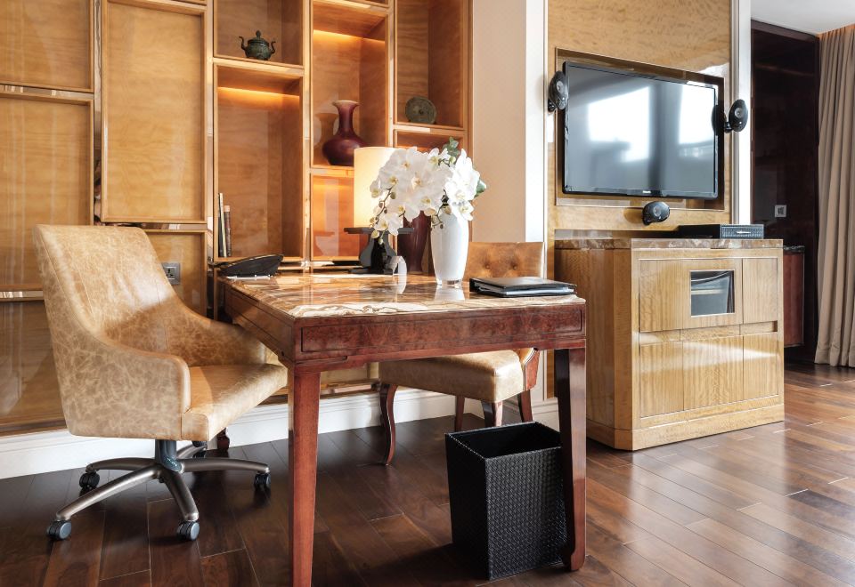 The Ritz-Carlton ChengduPremier Suite