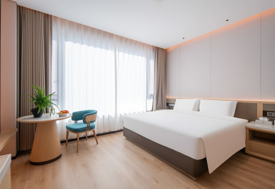 尊享大床房（智能客控+零压床垫+记忆枕+乾湿分离）