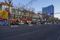 Yumen Boyue Hotel