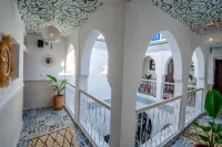Riad Les Dunes & Spa