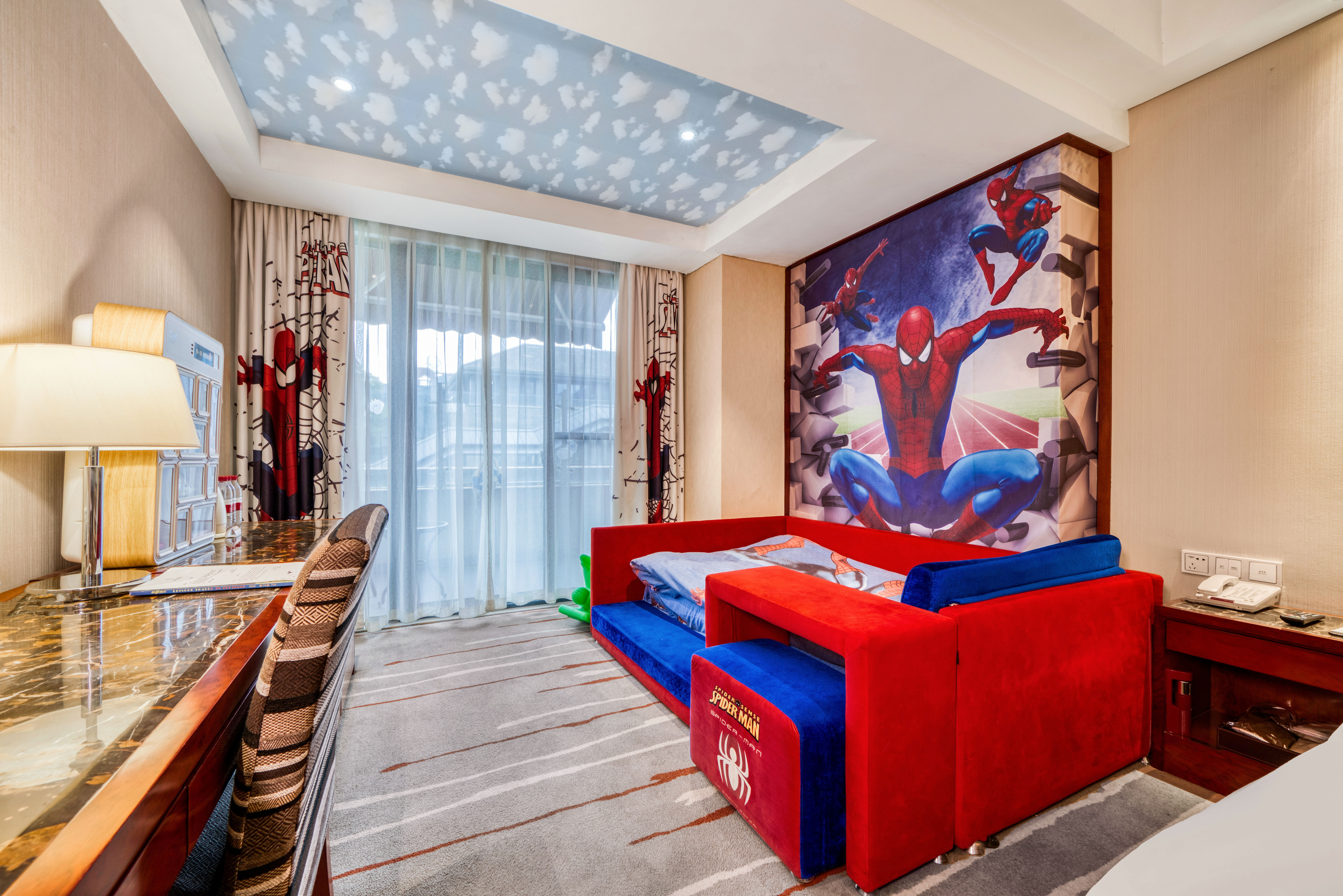 蜘蛛俠主題親子房