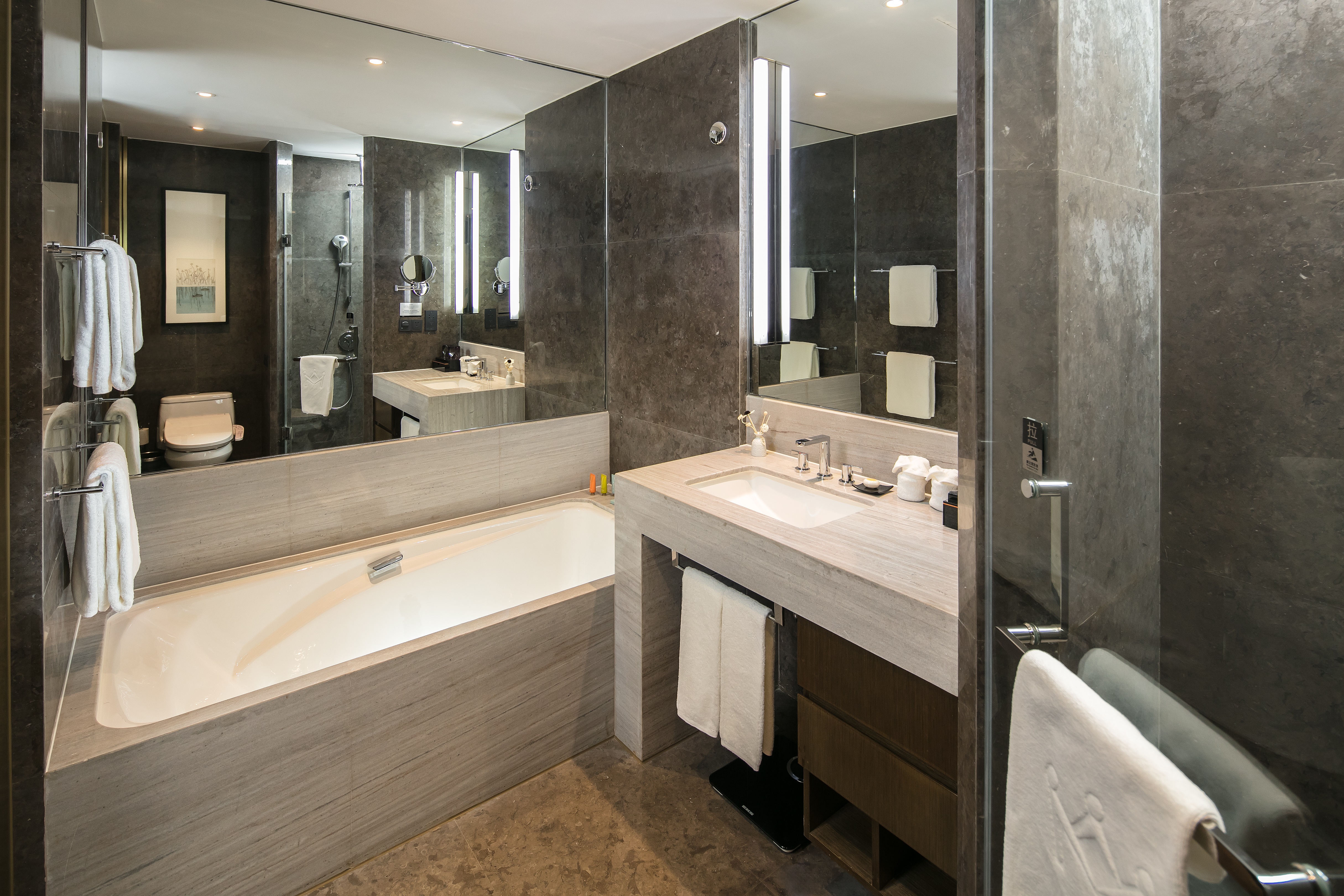 高級低敏雙床房（Acca Kappa洗護用品）