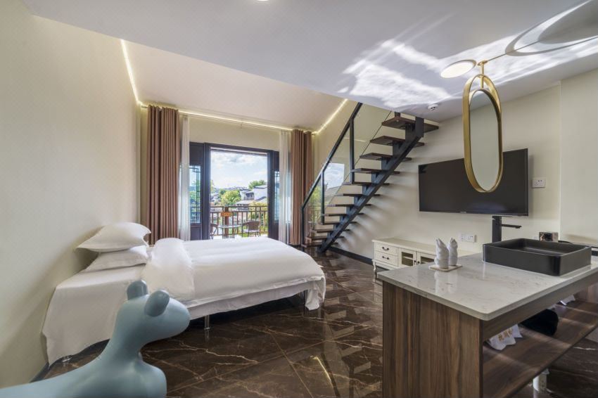 Zhenhu Homestay (Jiandemeicheng Ancient Town)Longshan Street|Lake View Terrace Parent-Child Loft Family Room