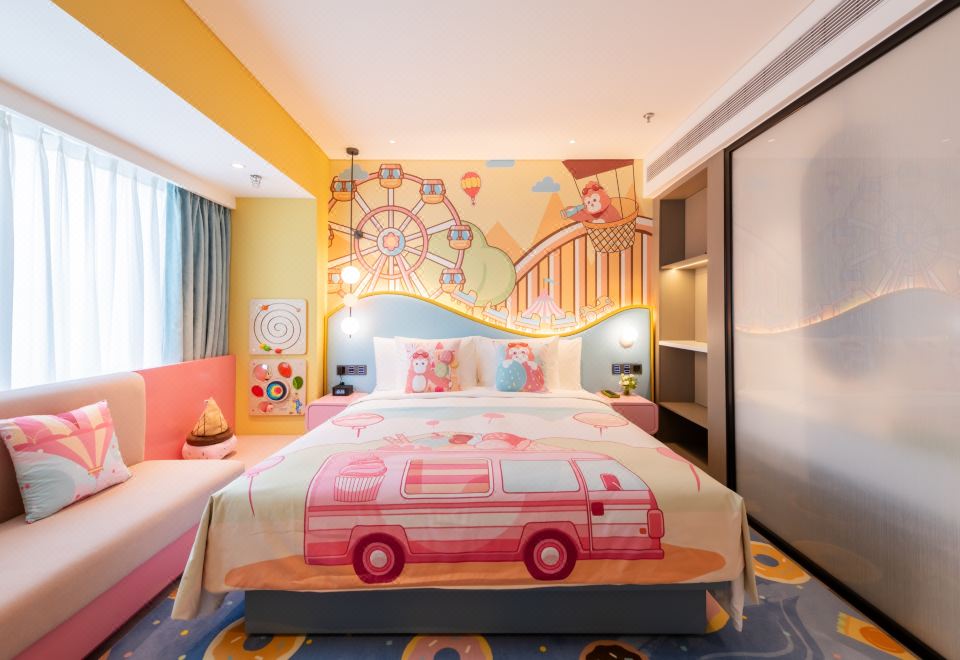 星仔·高级大床房（洗烘一体机+华为智慧屏+大冰箱）