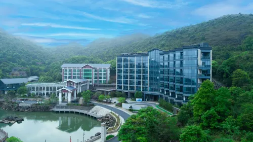 Hanshan se lake yunding resort (Fengshun Hotel, Meizhou)