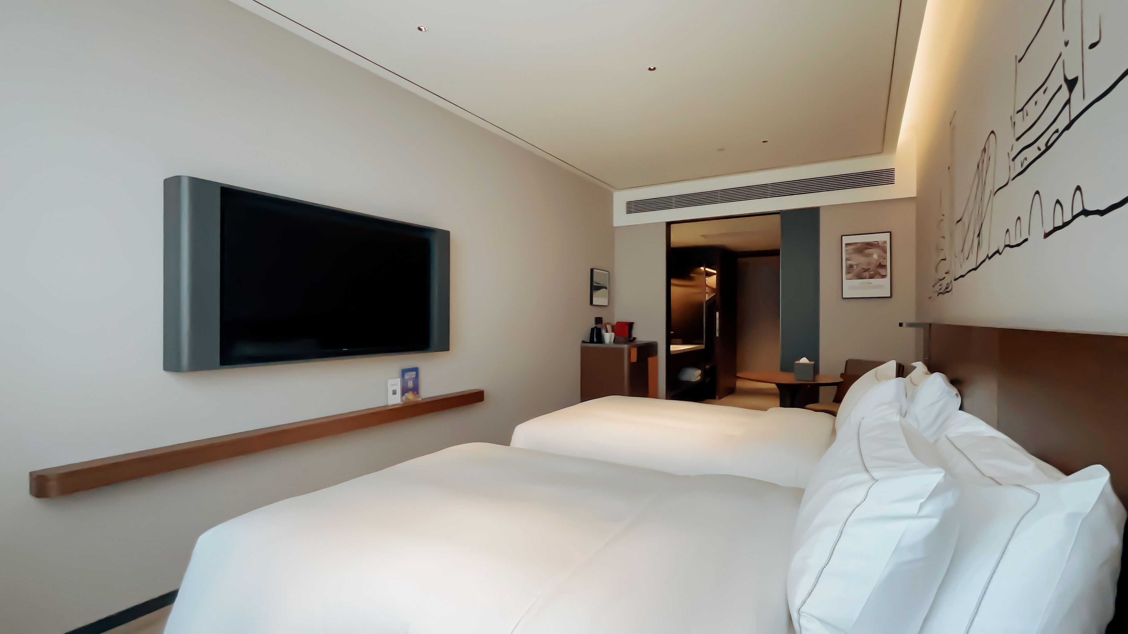 豪华双床房 （皮爷胶囊Coffee机+智能客控+零压床垫）