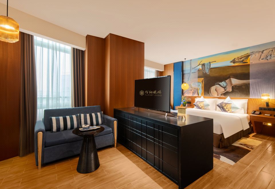 温馨家庭房（艺术主题+魅力城景）