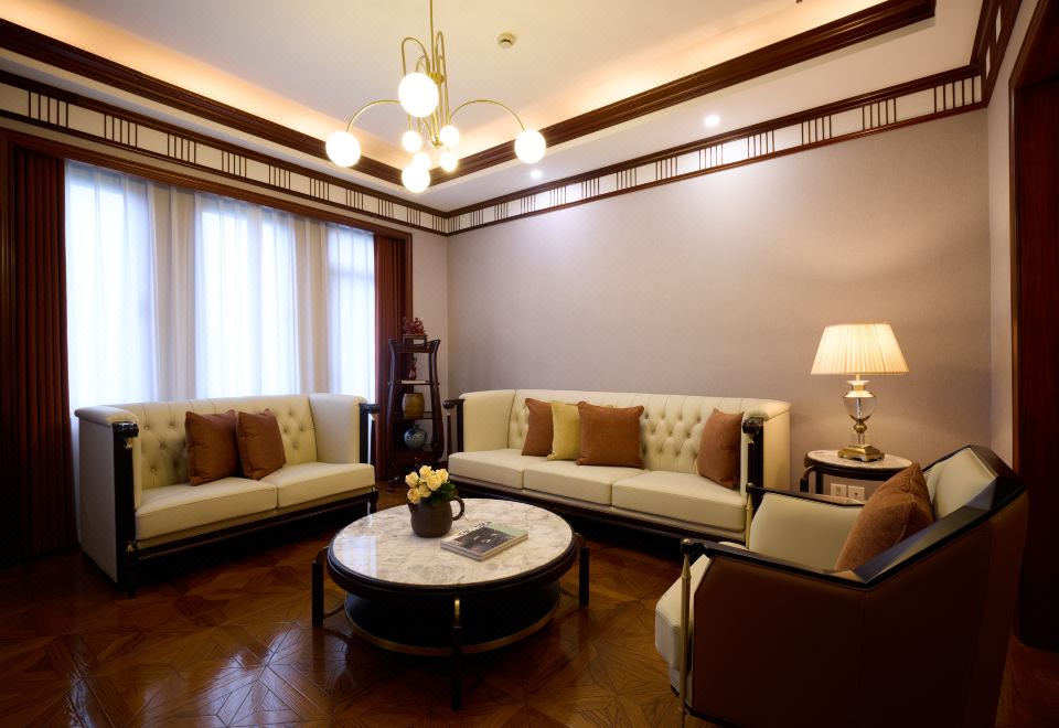 Jin Jiang Park Hotel ShanghaiPremier Suite