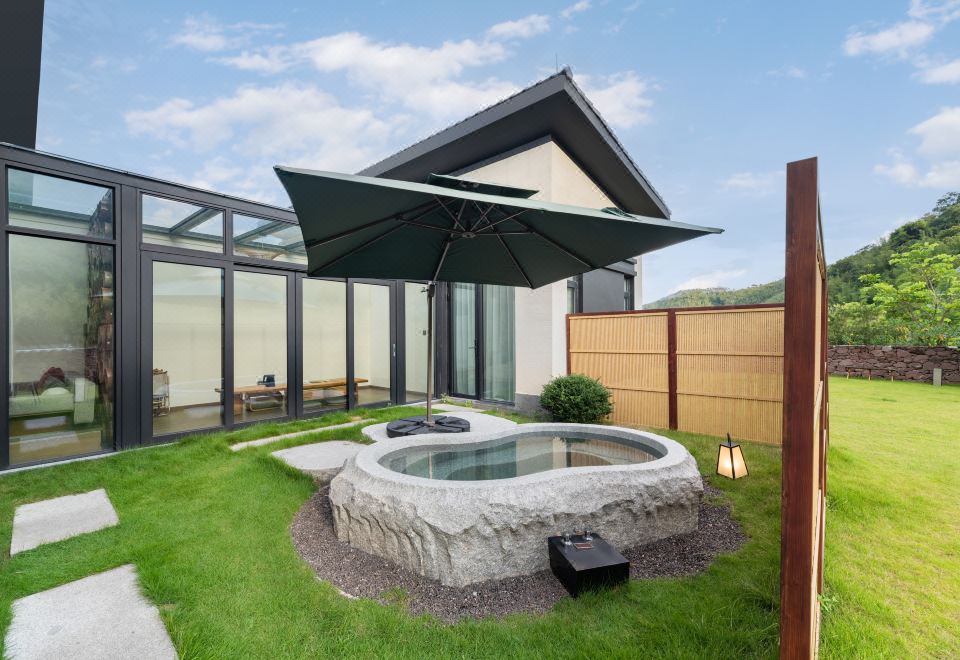 竹巷山景私湯溫泉兩房別墅（私家花園+星空茶室）