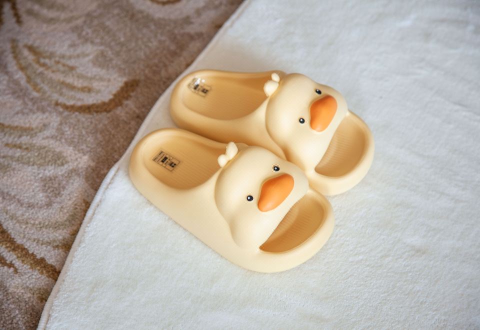 豪华家庭城景亲子房【小童帐篷滑梯+玩具图书+星空灯】