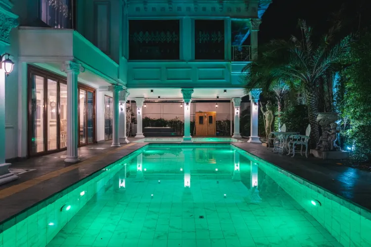 (B106) ห้องเอ็กเซ็กคูทีฟสวีท พูลวิลล่า 3 ห้องนอน