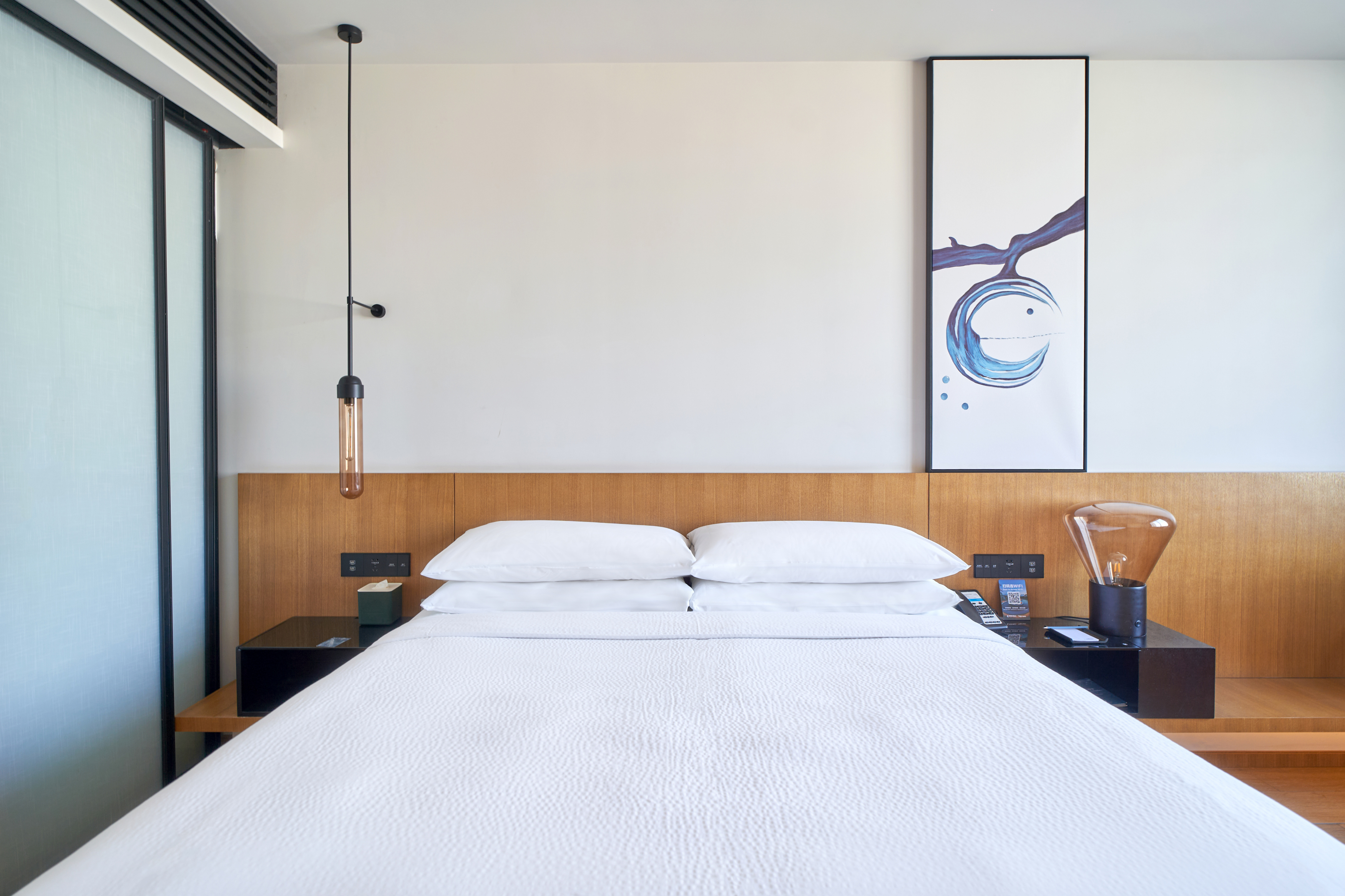 标准大床房（舒达Serta床垫、华夫格Waffle床品）