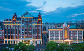 Huadu International Hotel - Housity
