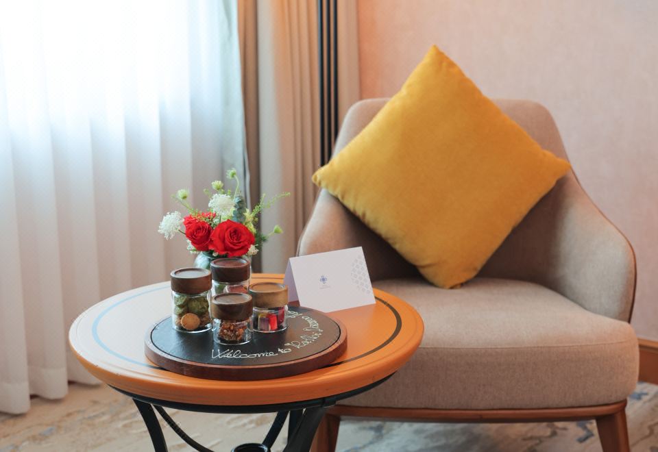 Deluxe Double or Twin Room