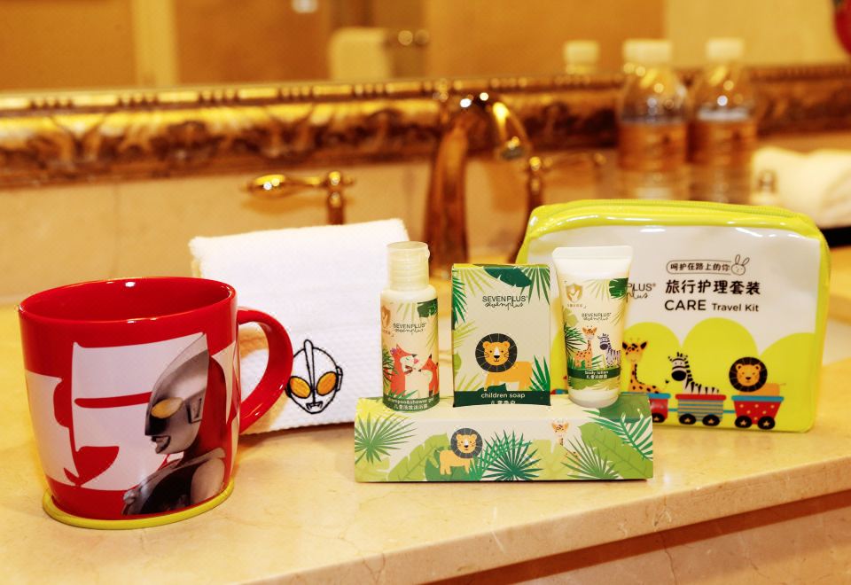 Hongqiao State Guest Hotel ShanghaiUltraman Family Room