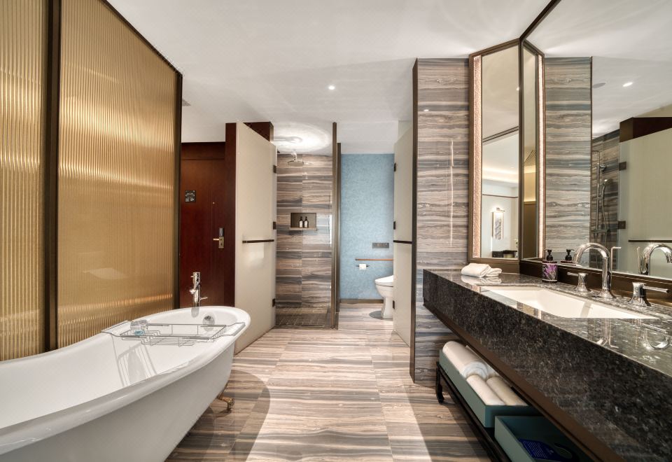 ZhouShan CaiFu HotelPrivilege Queen Room