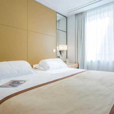 Superior Queen Room Hotel de Castiglione Paris Promo Code