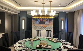 Longquan Hotel