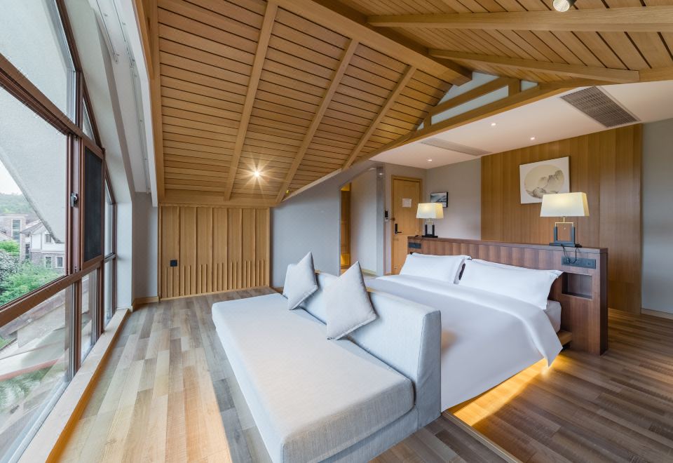 南山阁·观景大床房『观景浴缸｜休闲沙发｜全屋智控』