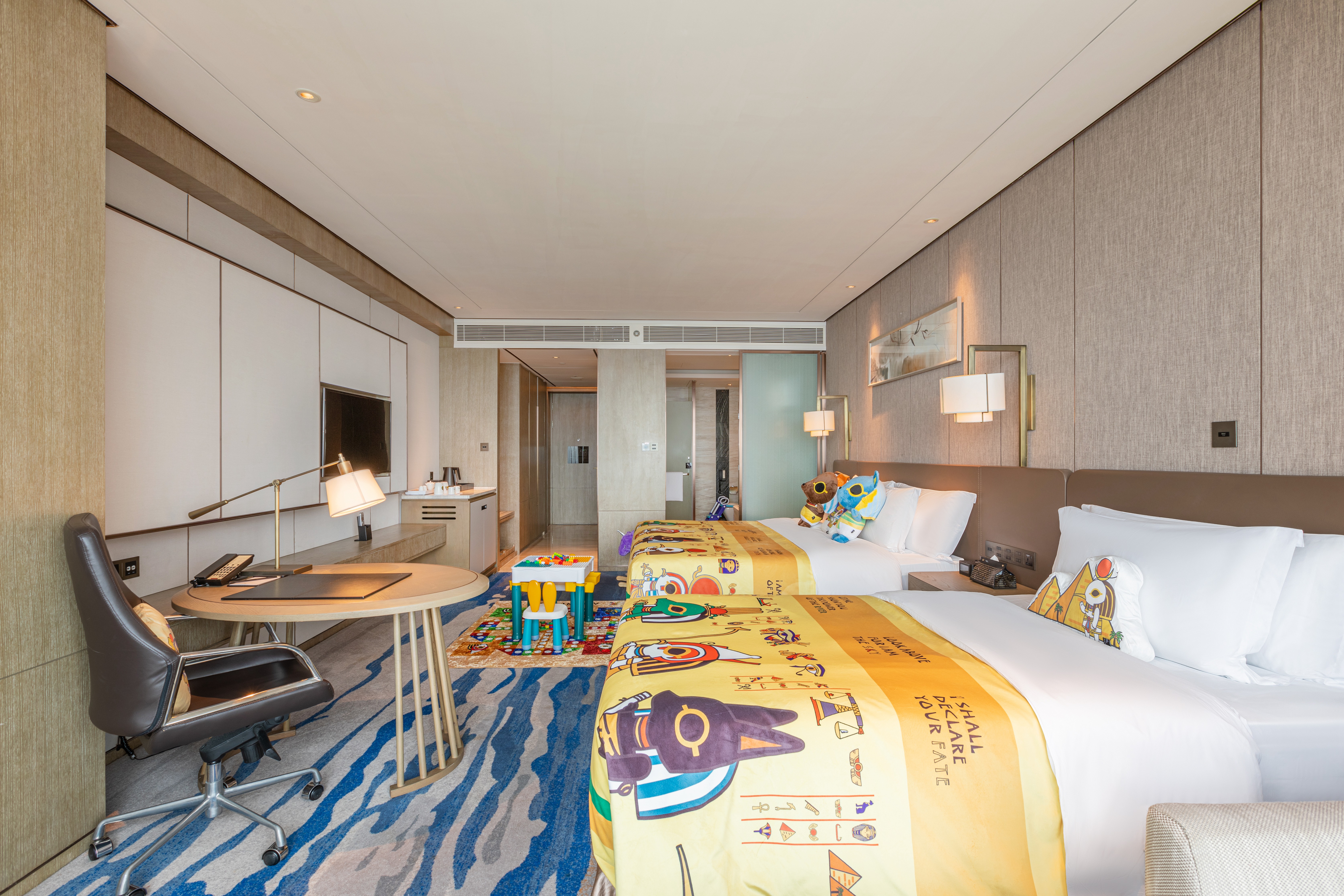 埃及萌神主题双床房（180°海上日出）