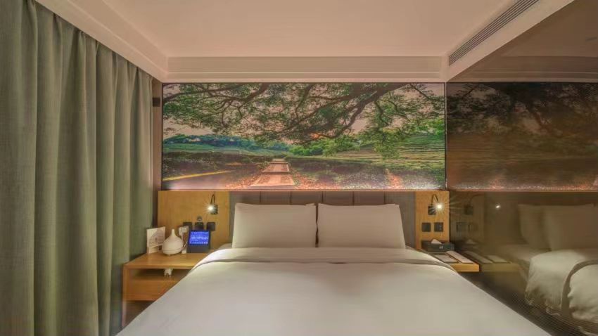 智能按摩大床房（全屋富氧+按摩床垫+独立空调+冰箱）