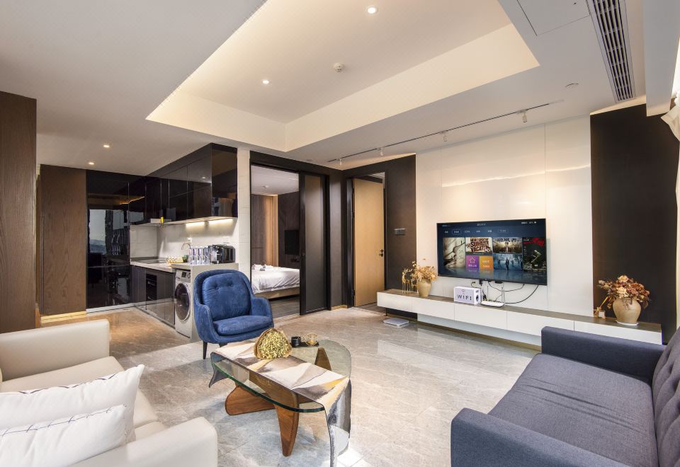 尊享雙臥套房（洗衣機+熨衣設備+咖 啡機）