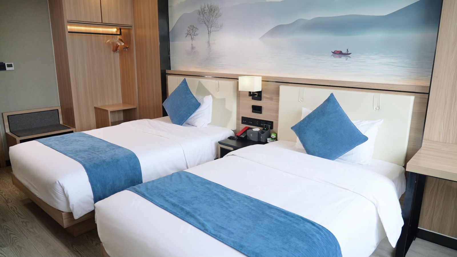 温馨智能双床房