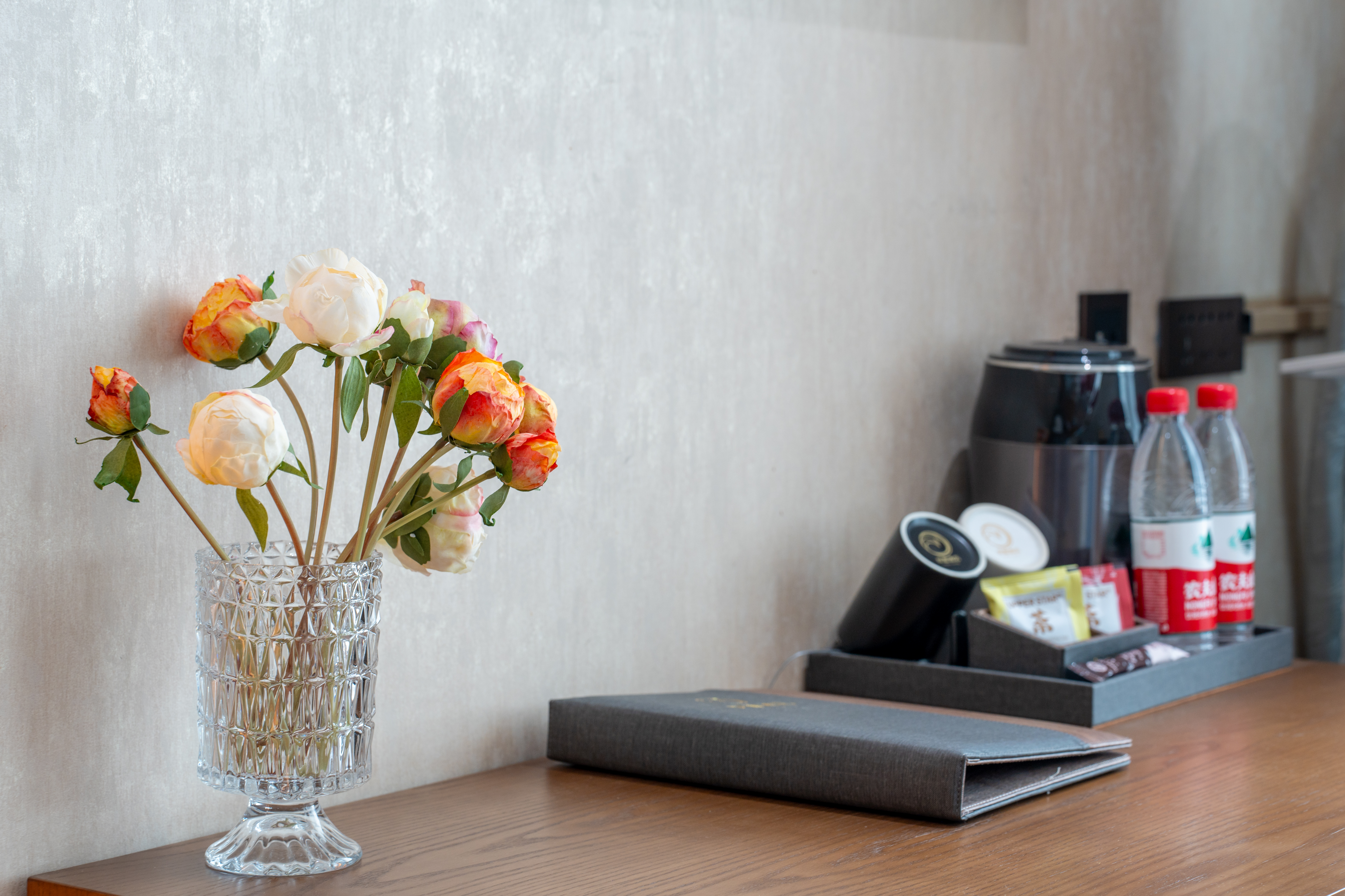 凤凰高级大床房