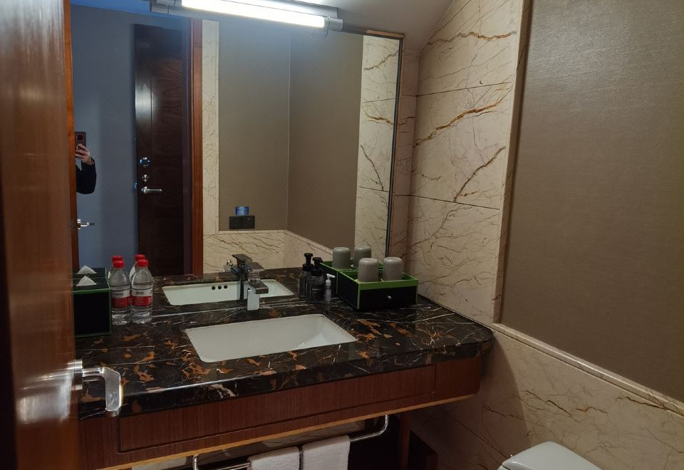 Narada Qiandao Lake ResortFamily Garden View Loft Room