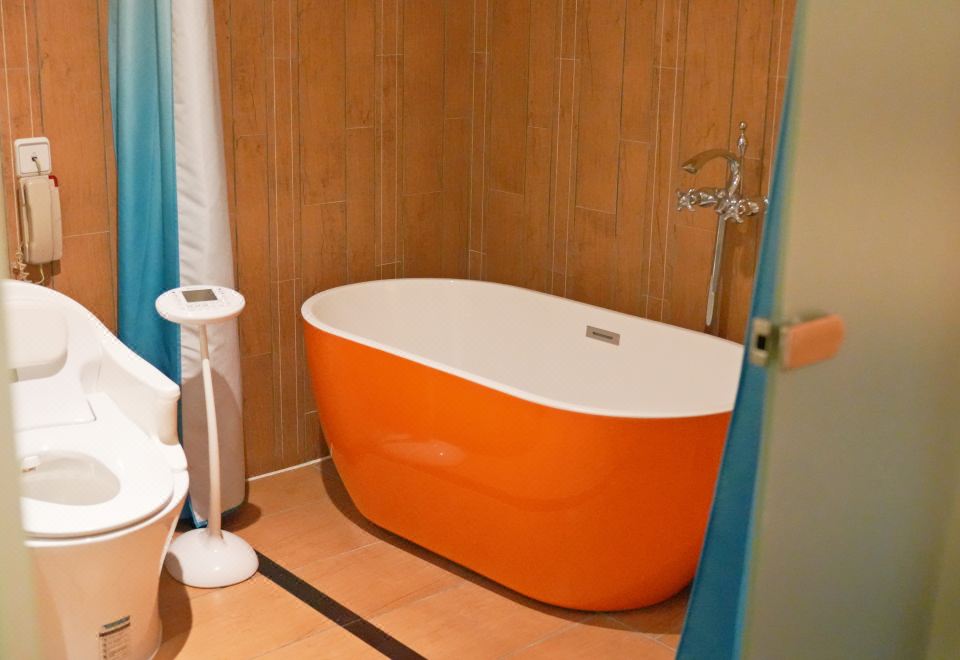 日式湖景养生套房