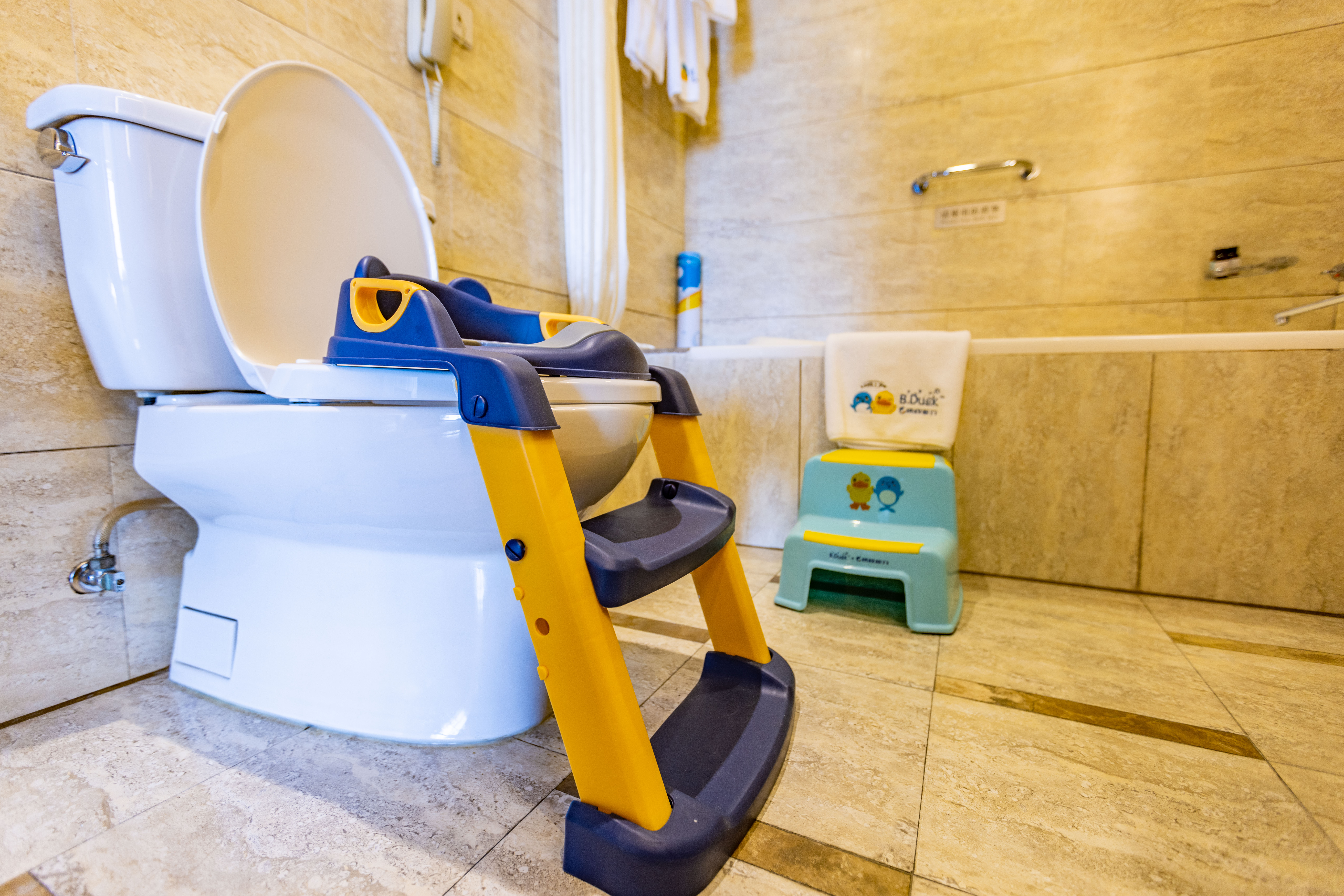 小黄鸭主题亲子套房