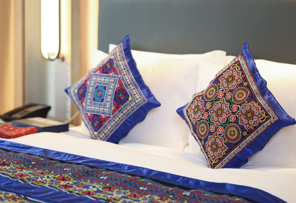 米洛甲花神大床房