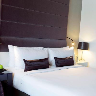 甄選特大床房 維也納萬麗酒店 - 萬豪生活酒店優惠