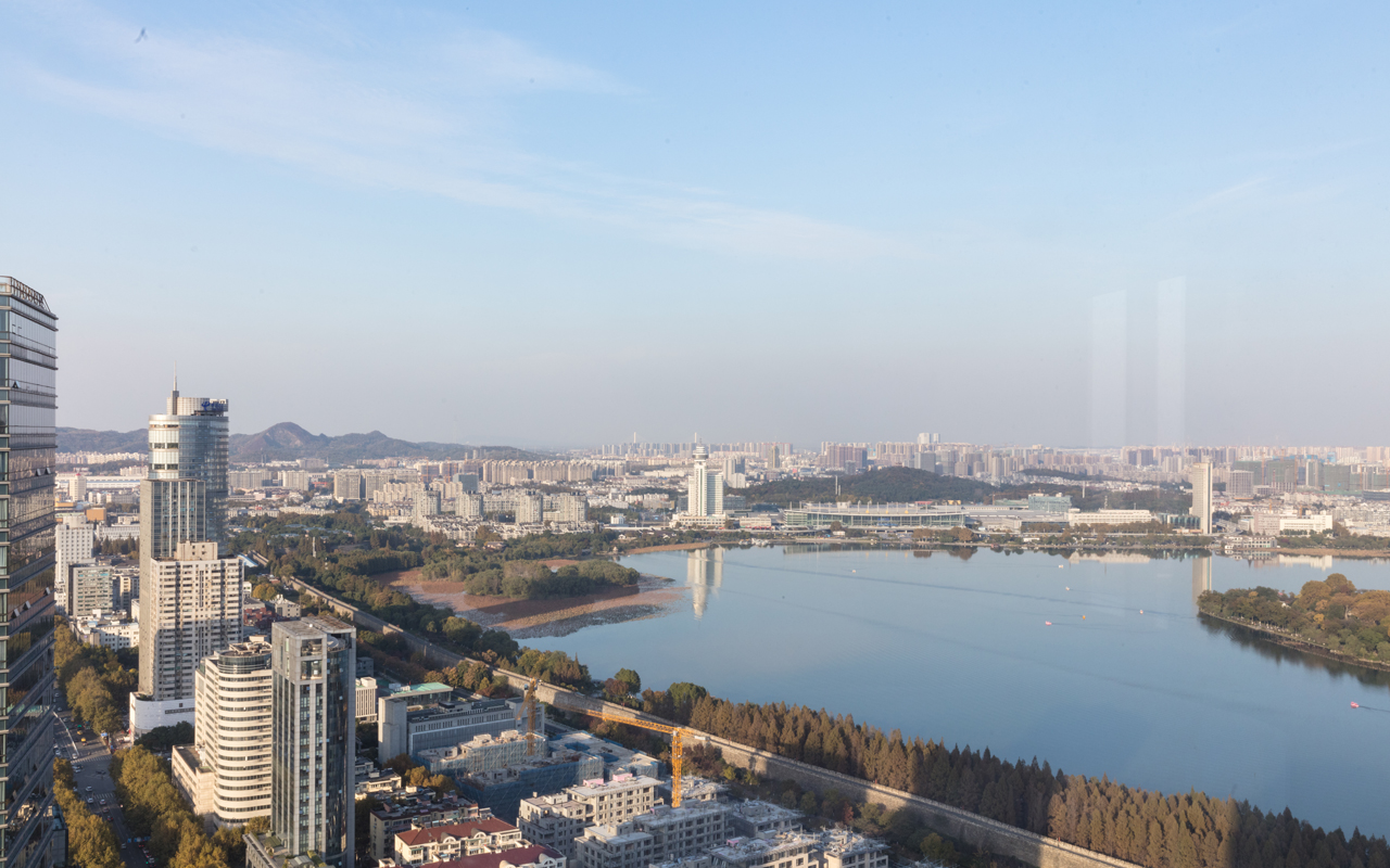 精选景观大床房·坐看金陵繁华城景