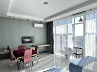 Jiasheng Business Theme Hotel